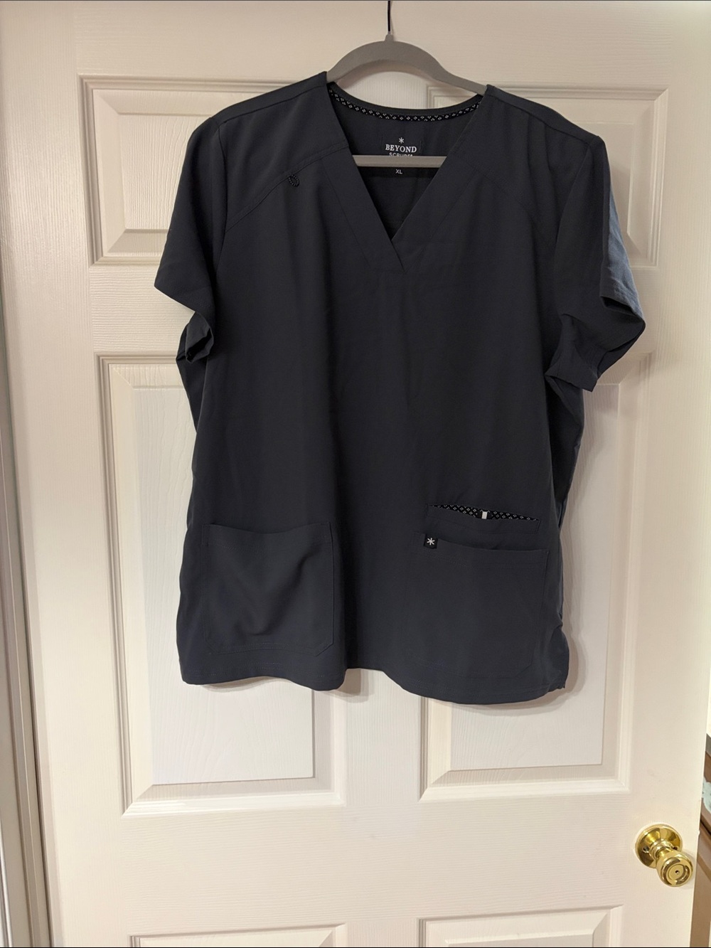 Beyond Scrubs Women's V-Neck Tunic Top in Charcoal